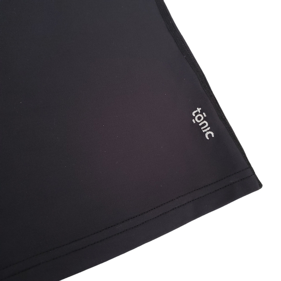 TONIC Athletic Sleeveless Top Cutout Details Black - Picture 3 of 7